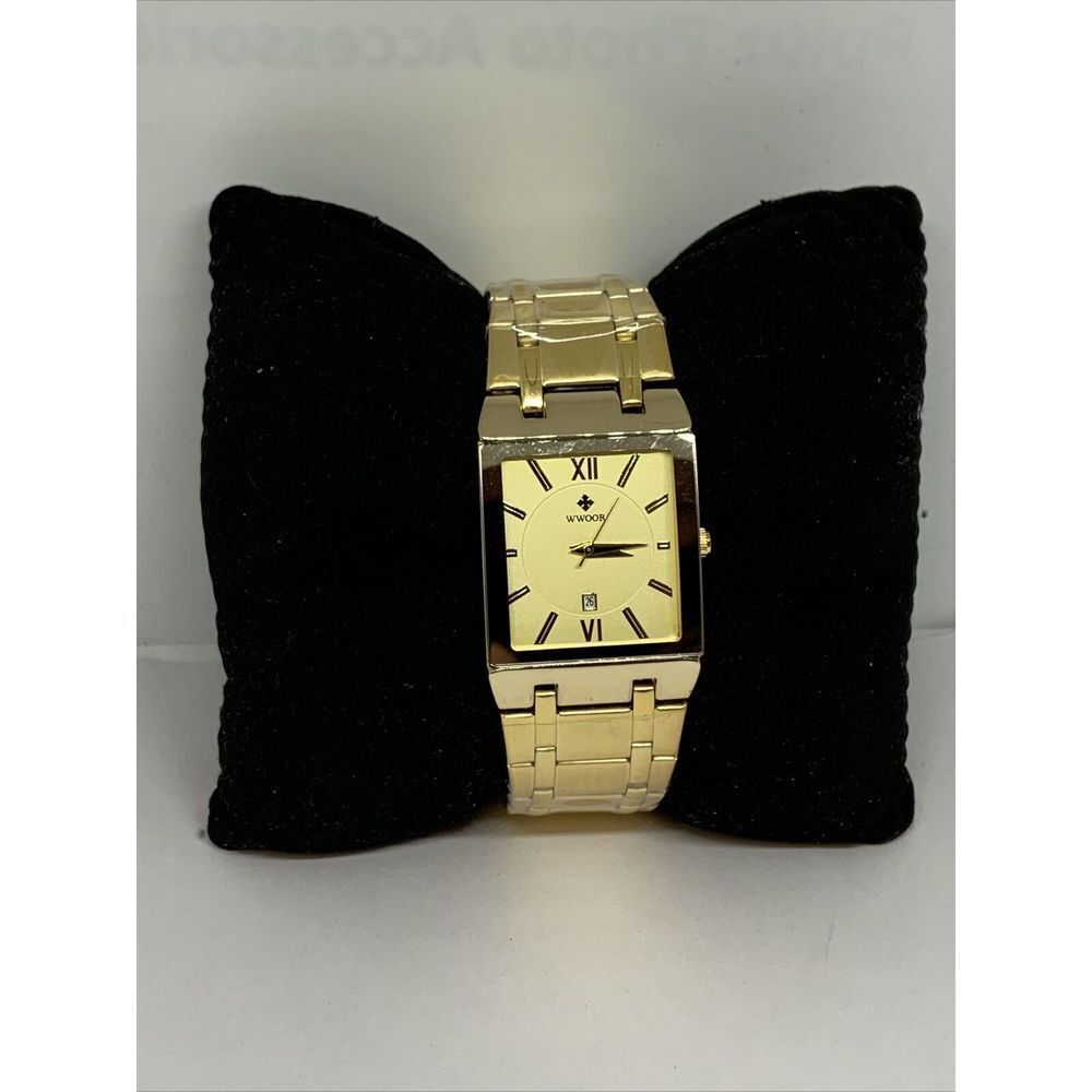 WWOOR WR-8858M Men's Gold Stainless Steel Analog Dial Quartz Wrist Watch AEW126
